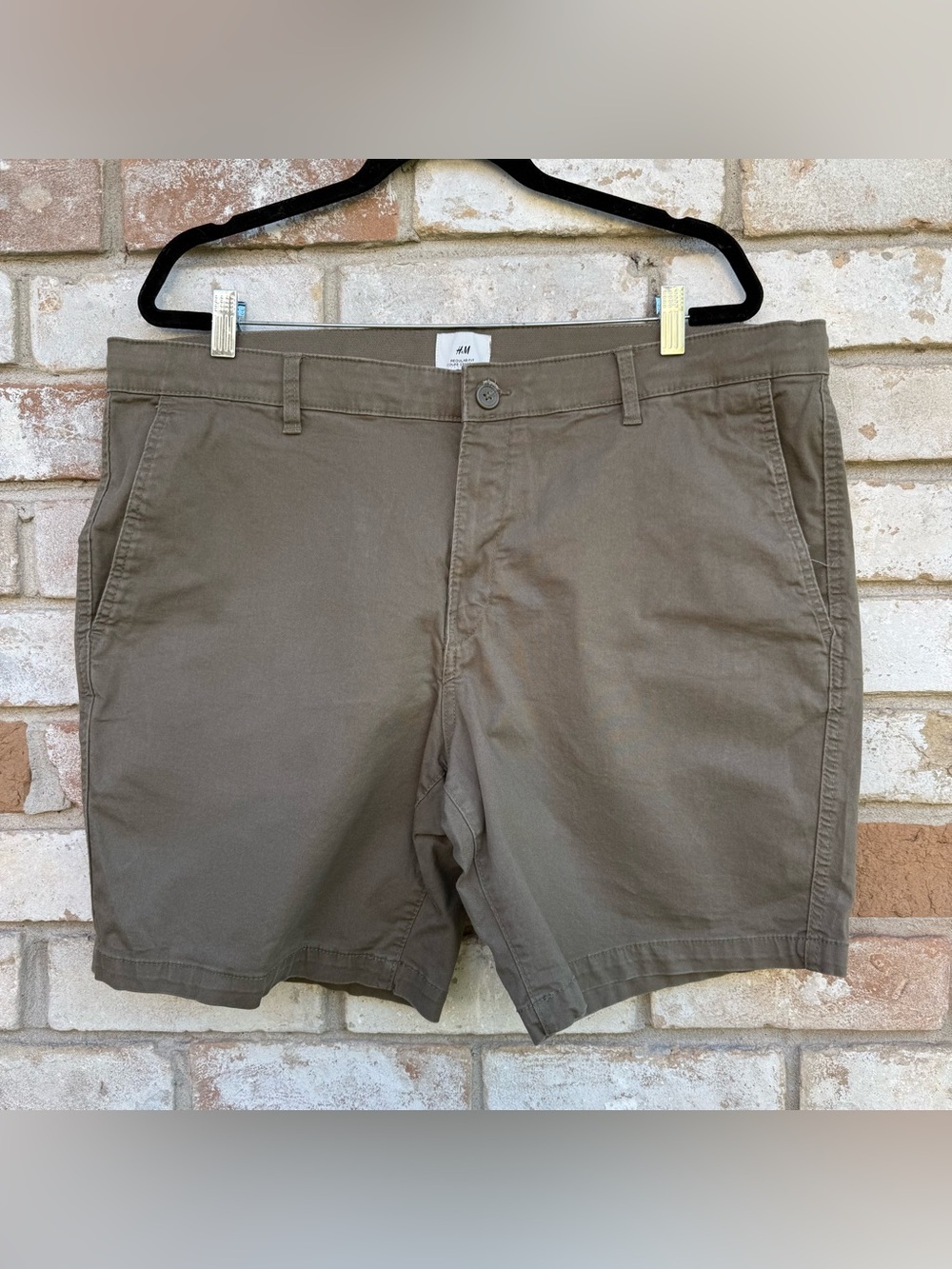 H&M Regular Fit Coupe Standard Olive Khaki Chino Shorts